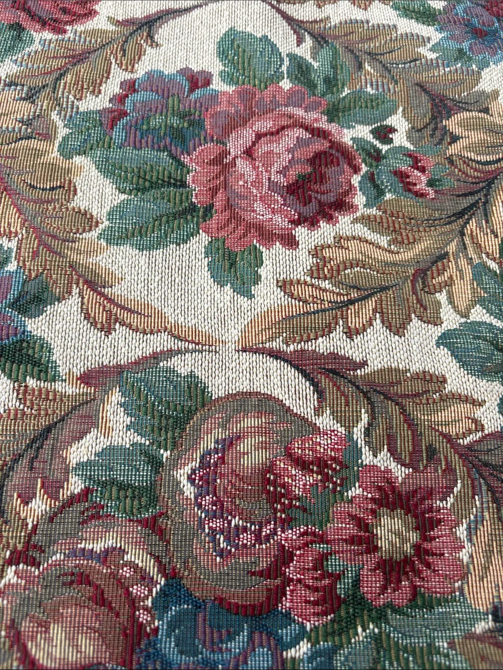 VTG Floral Jacquard Decorative pieces